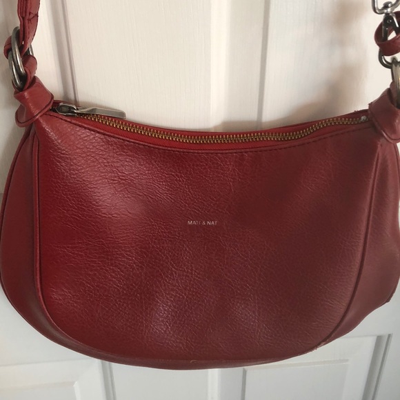 Red Matt & Nat purse - Picture 1 of 10